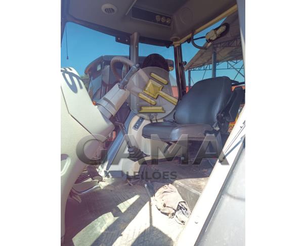 Foto de TRATOR VALTRA BM100 – ANO 2016