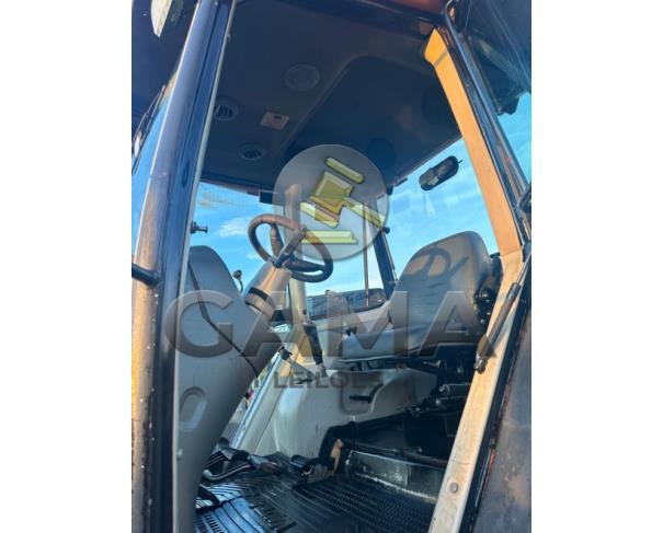 Foto de TRATOR VALTRA BH180 - ANO 2012