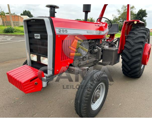 Foto de TRATOR MASSEY FERGUSON 295 - ANO 1984