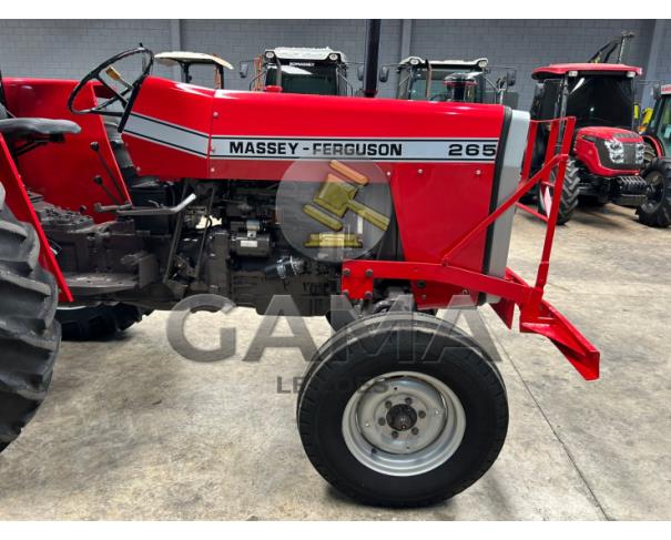 Foto de TRATOR MASSEY FERGUSON 265 - ANO 1976