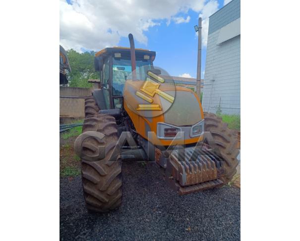 Foto de TRATOR VALTRA BH180 - ANO 2013