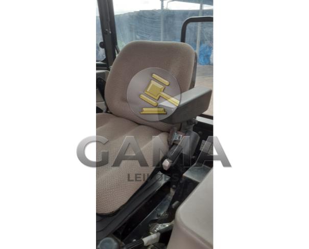 Foto de TRATOR CASE 80 FARMALL - ANO 2016