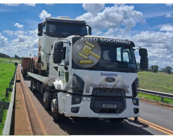 Foto de FORD CARGO 2429 – ANO 2013 - PRANCHA