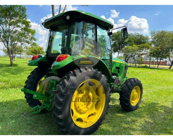 Foto de TRATOR JOHN DEERE 5090E – ANO 2015
