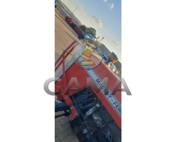 Foto de TRATOR MASSEY FERGUSON 275 – ANO 1980