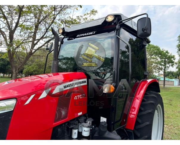 Foto de TRATOR MASSEY FERGUSON 4707 ANO 2021