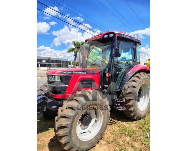 Foto de TRATOR MAHINDRA 9500S – ANO 2021