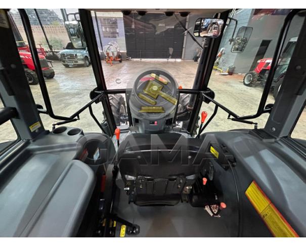 Foto de TRATOR YANMAR SOLIS 90 - ANO 2023 CABINADO