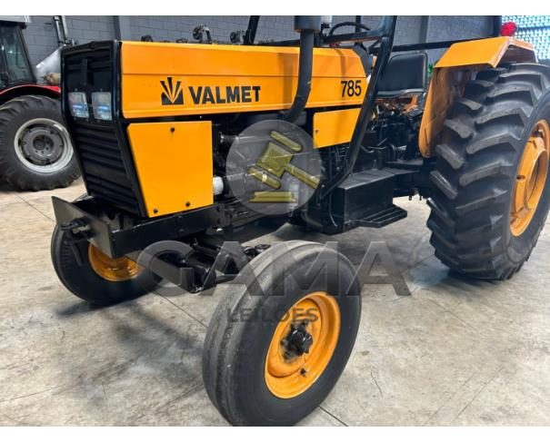 Foto de TRATOR VALMET 785 - ANO 1996 - REVISADO
