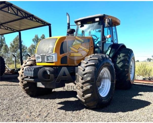 Foto de TRATOR VALTRA BH205 ANO 2012