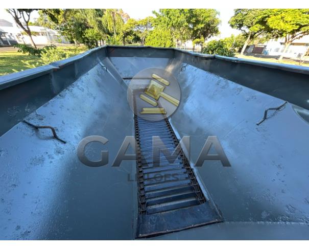 Foto de DISTRIBUIDOR DE CALCÁRIO - TATU 7,5 TONELADAS