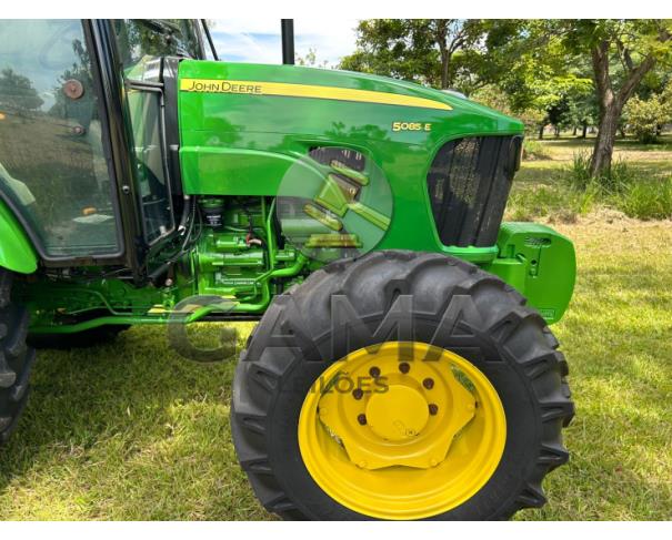 Foto de TRATOR JOHN DEERE 5085 - ANO 2015/2016