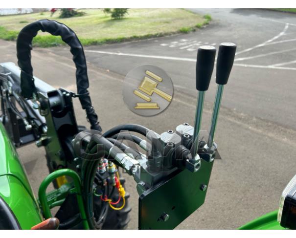 Foto de TRATOR JOHN DEERE 5605 – ANO 2008 C/ CONJUNTO MARISPAN
