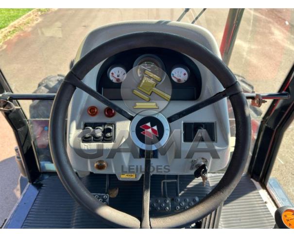 Foto de TRATOR MASSEY FERGUSON 4283 - ANO 2012