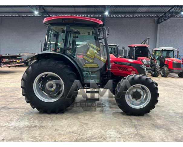 Foto de TRATOR YANMAR SOLIS 90 - ANO 2023 CABINADO