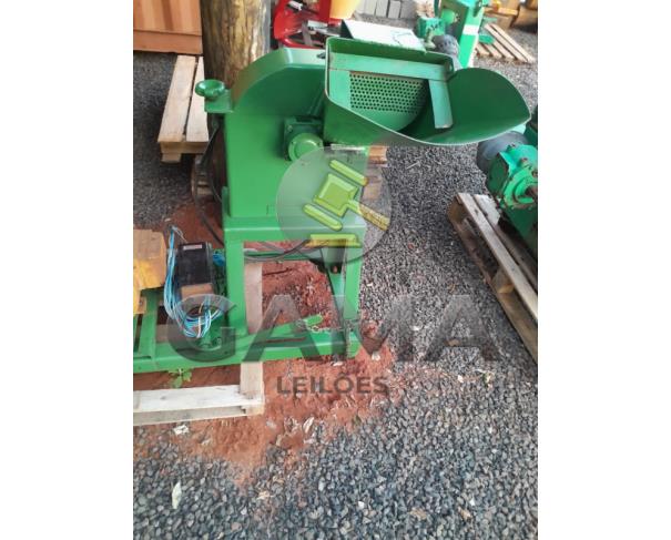 Foto de CONJUNTO ENSILADEIRA + TRITURADOR CREMASCO