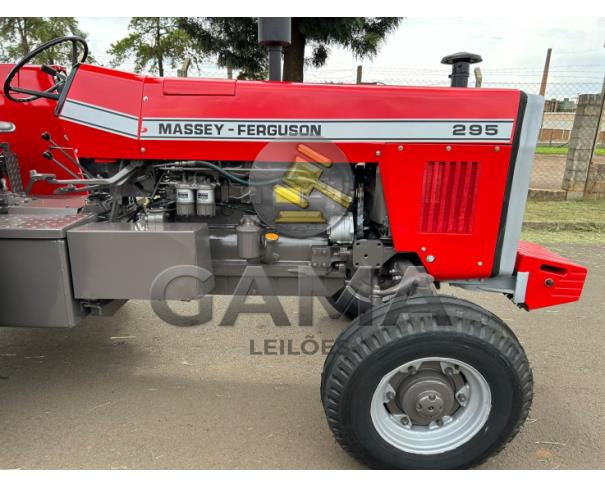 Foto de TRATOR MASSEY FERGUSON 295 - ANO 1984