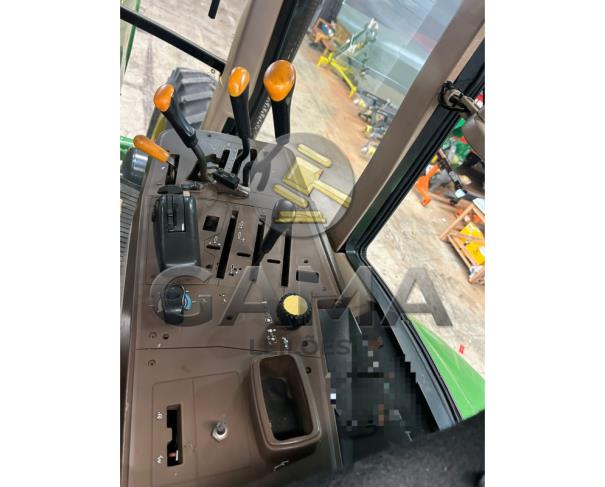 Foto de TRATOR JOHN DEERE 7515 ANO 2008