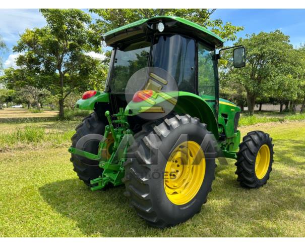 Foto de TRATOR JOHN DEERE 5085E – ANO 2016