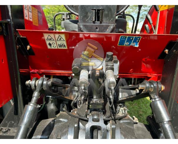 Foto de TRATOR MASSEY FERGUSON 5310 – ANO 2001