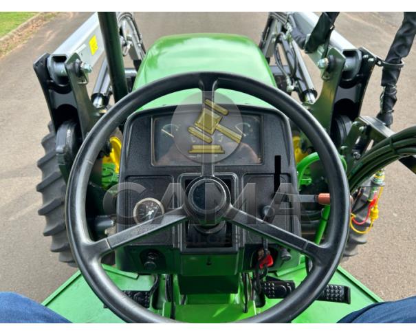 Foto de TRATOR JOHN DEERE 5605 – ANO 2008 C/ CONJUNTO MARISPAN