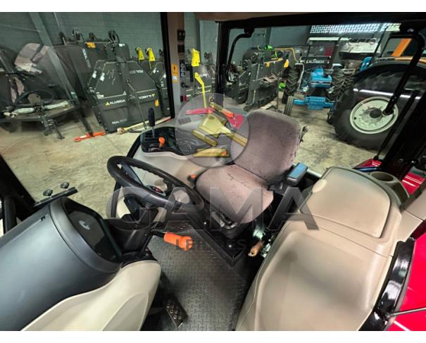 Foto de TRATOR MASSEY FERGUSON 4707 ANO 2021