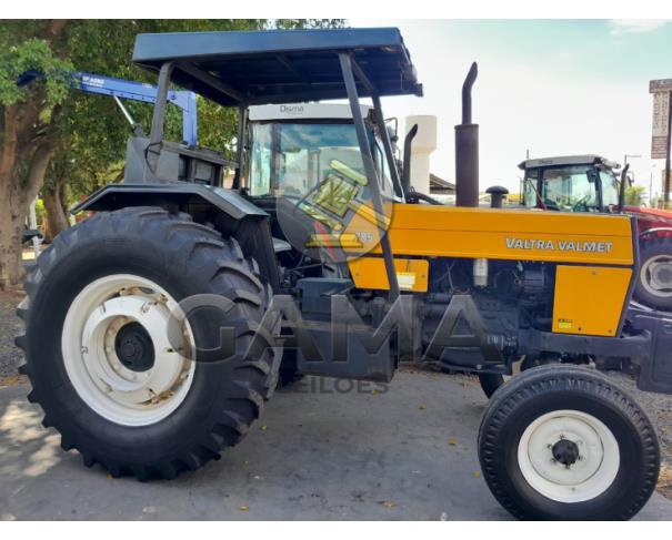 Foto de TRATOR VALTRA 785 - ANO 2000