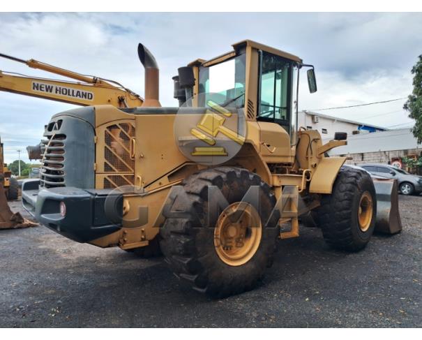 Foto de PÁ CARREGADEIRA VOLVO L110 - ANO 2009