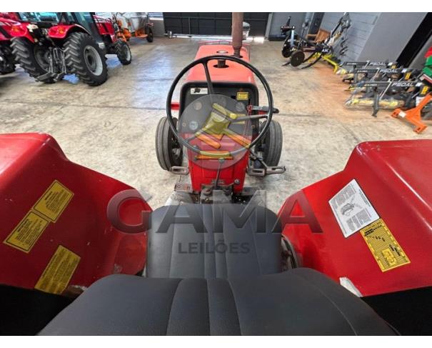 Foto de TRATOR MASSEY FERGUSON 275 - ANO 1981