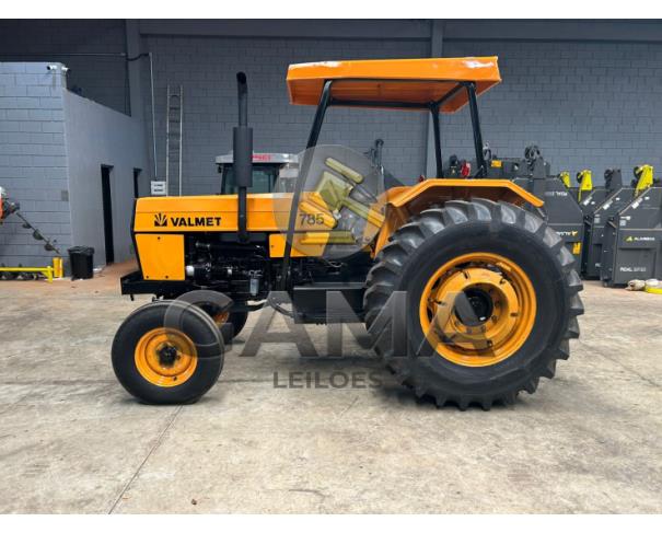 Foto de TRATOR VALMET 785 - ANO 1996 - REVISADO