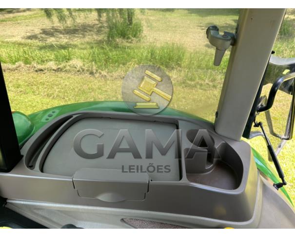 Foto de TRATOR JOHN DEERE 5085E – ANO 2016