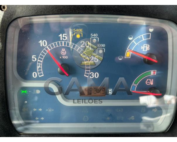 Foto de TRATOR NEW HOLLAND TL75E 4X4 CABINADO - ANO 2019