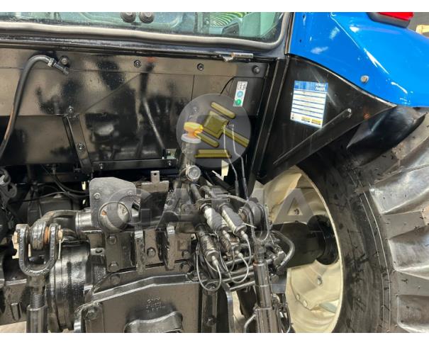 Foto de TRATOR NEW HOLLAND TL75E 4X4 CABINADO - ANO 2019
