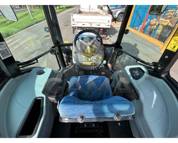 Foto de TRATOR NEW HOLLAND TL75E 4X4 CABINADO - ANO 2019