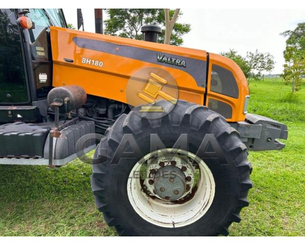 Foto de TRATOR VALTRA BH180 - ANO 2010
