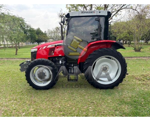 Foto de TRATOR MASSEY FERGUSON 4707 ANO 2021