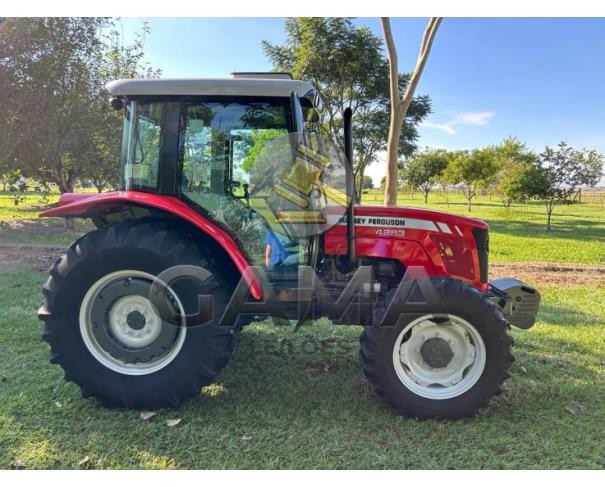 Foto de TRATOR MASSEY FERGUSON 4283 - ANO 2012