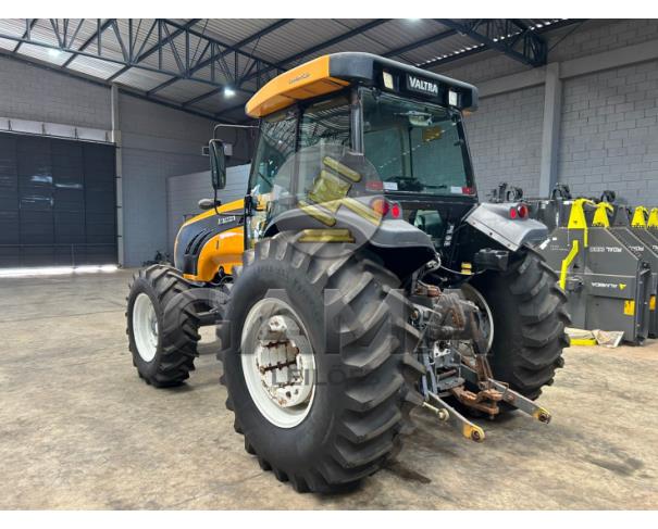 Foto de TRATOR VALTRA BM125i ANO 2017