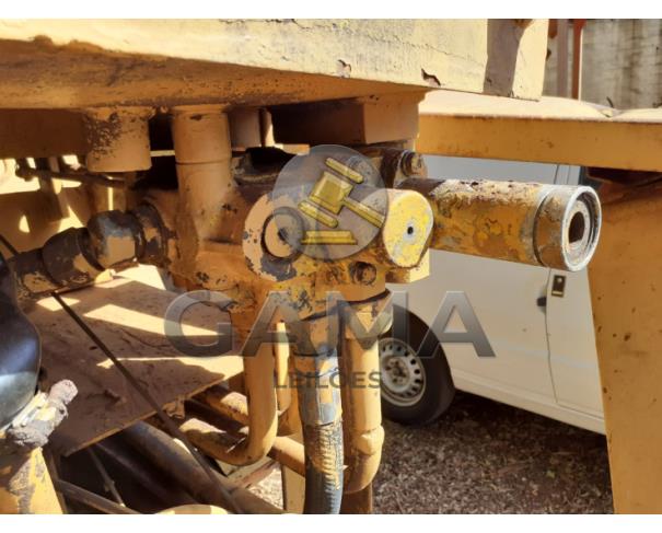 Foto de PÁ CARREGADEIRA MICHIGAN 35R – ANO 1976 – SUCATA