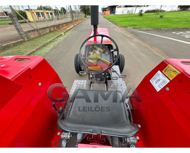 Foto de TRATOR MASSEY FERGUSON 295 - ANO 1984
