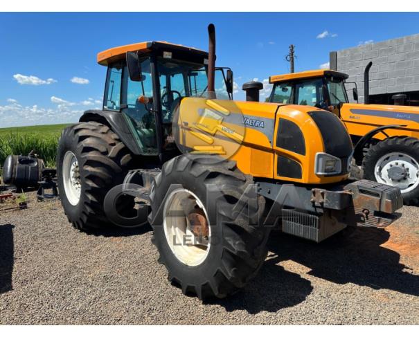 Foto de TRATOR VALTRA BH205 - ANO 2012 