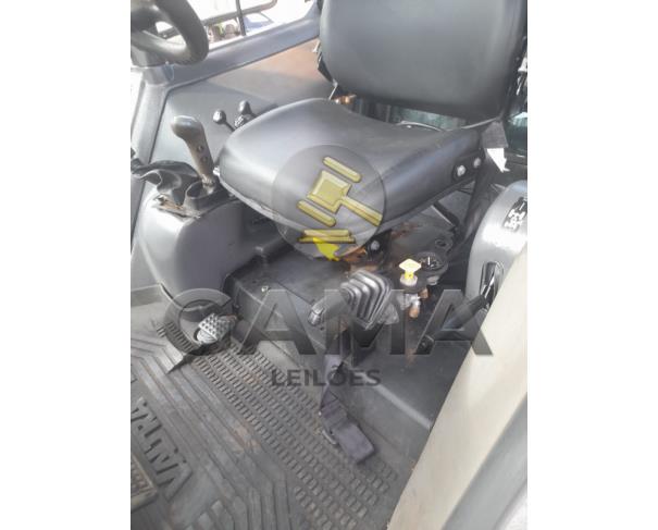 Foto de TRATOR VALTRA BH180 - ANO 2012