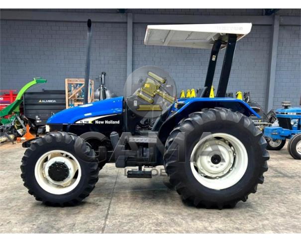 Foto de TRATOR NEW HOLLAND TL75E 4X4 - ANO 2005