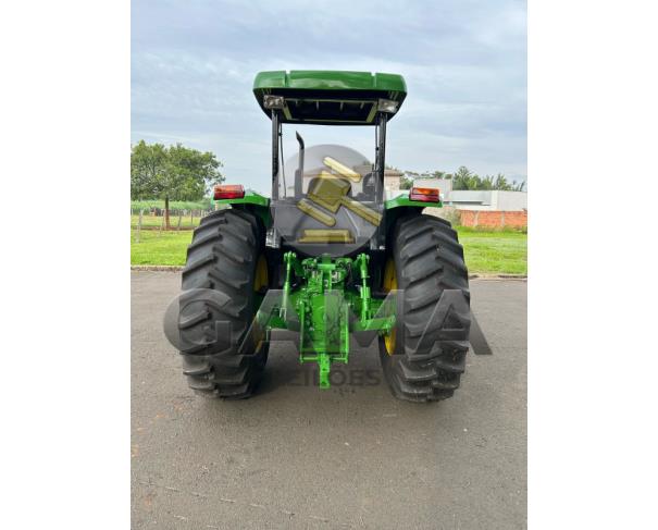 Foto de TRATOR JOHN DEERE 5605 – ANO 2008 C/ CONJUNTO MARISPAN