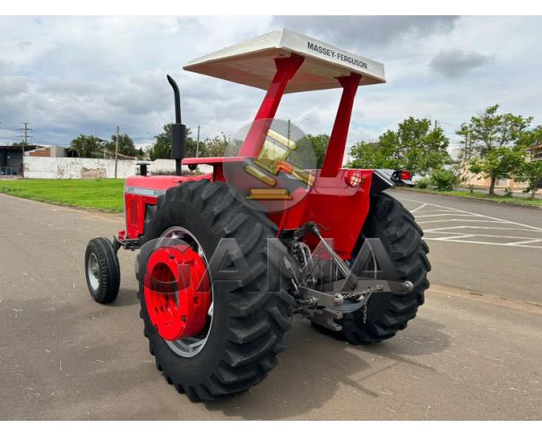 Foto de TRATOR MASSEY FERGUSON 295 - ANO 1984