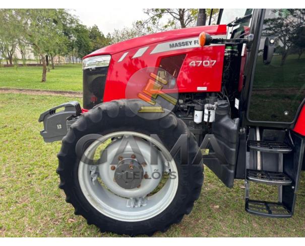 Foto de TRATOR MASSEY FERGUSON 4707 ANO 2021